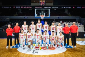ewc-三节战报：陈盈骏林庭谦合砍39分，中国男篮71-77中国台北